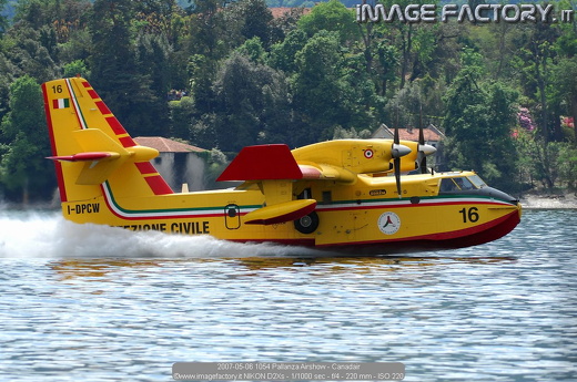 2007-05-06 1054 Pallanza Airshow - Canadair